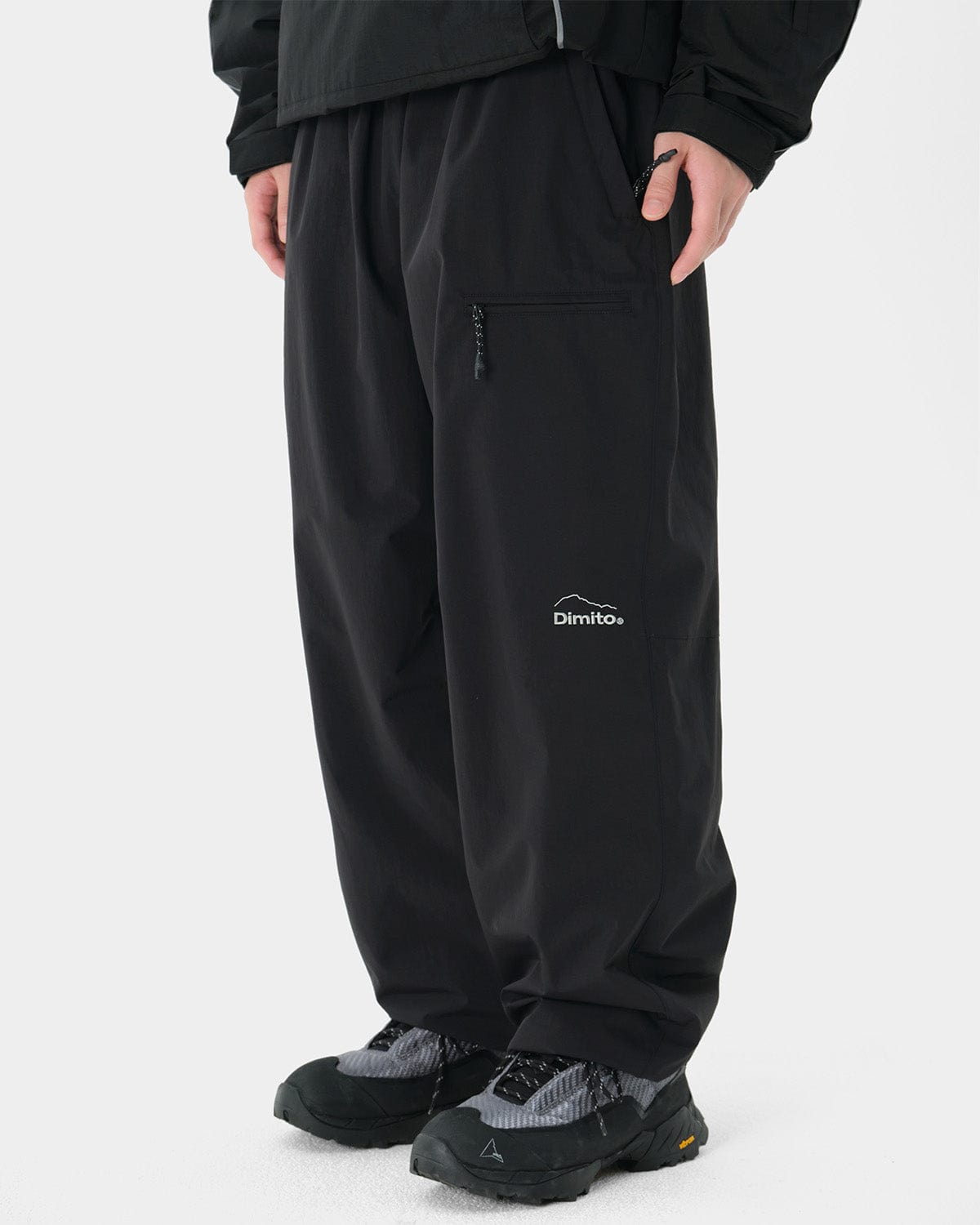 VERT 23 AIR FORCE OS PANTS BLACK (Semi Wide Fit)