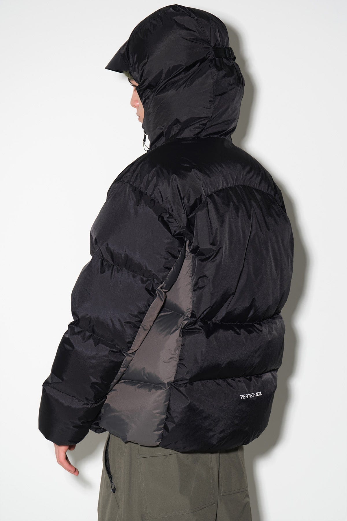 VERT GTX AIRFLY DOWN JACKET BLACK