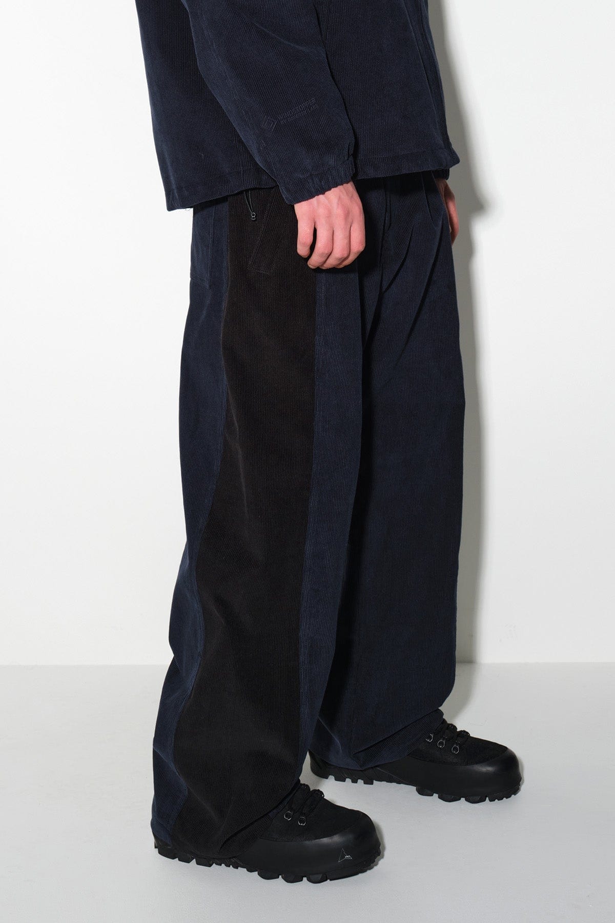 VERT GTX LINE CORDUROY PANTS NAVY (Wide fit)