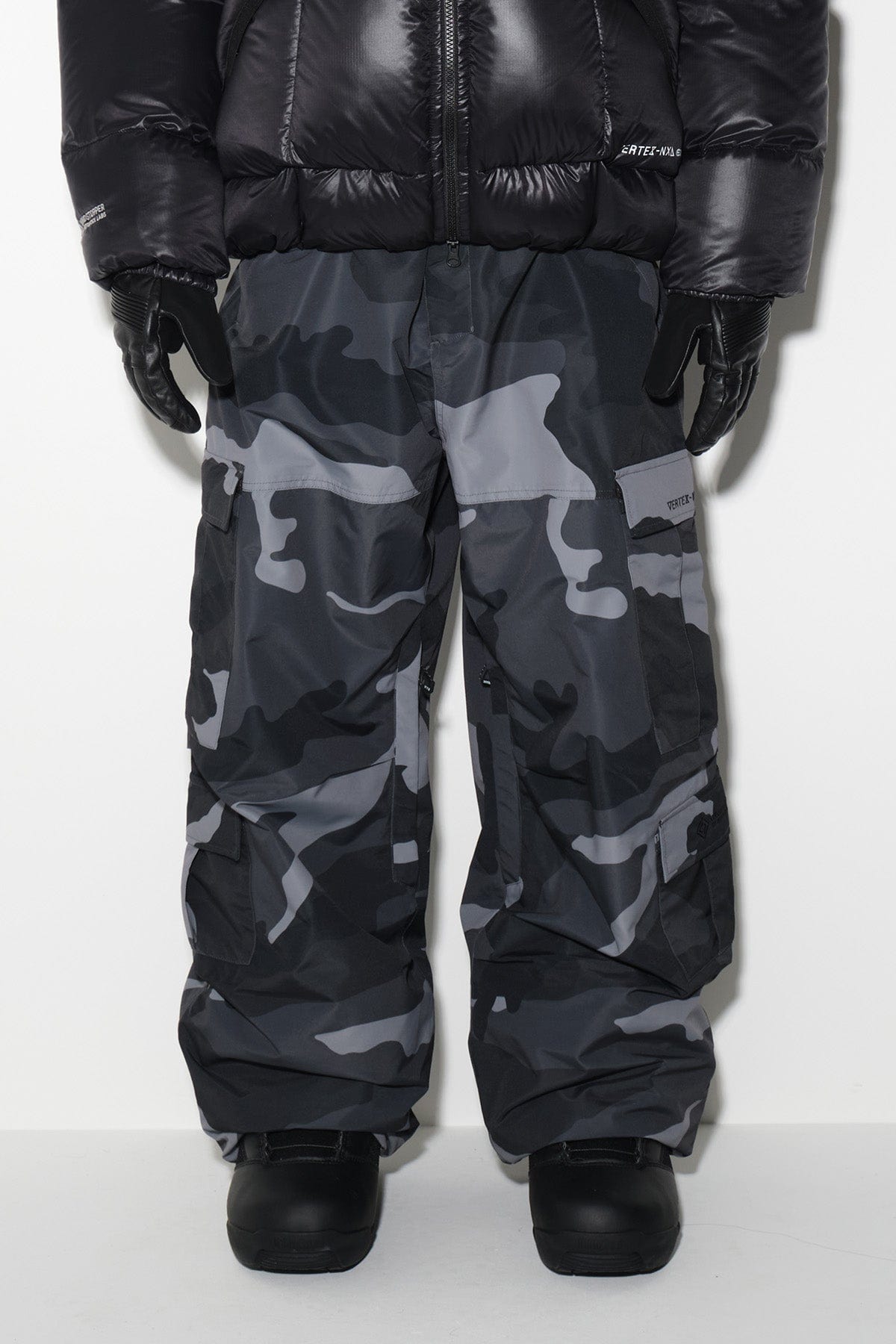 VERT GTX MULTI CARGO PANTS NIGHT CAMO (Semi wide fit)