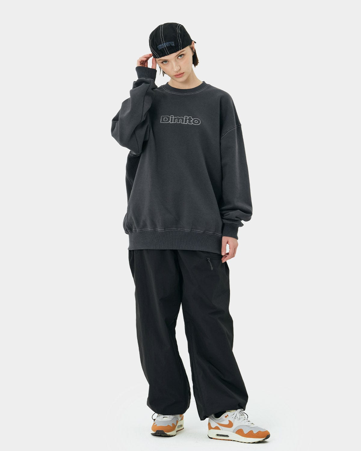 VERT LINE SWEATSHIRTS CHARCOAL