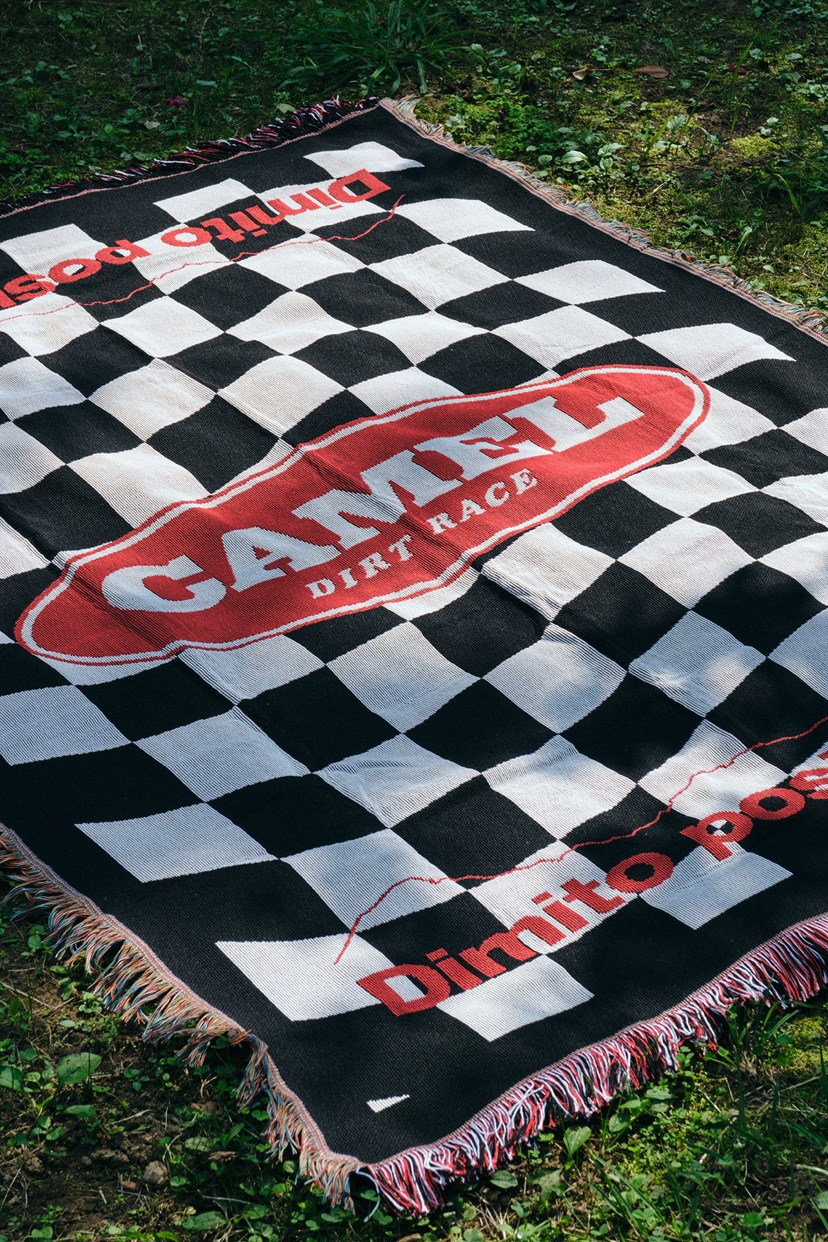 VERT ONE-SIZE CAMEL RACE BLANKET CHECKER BLACK