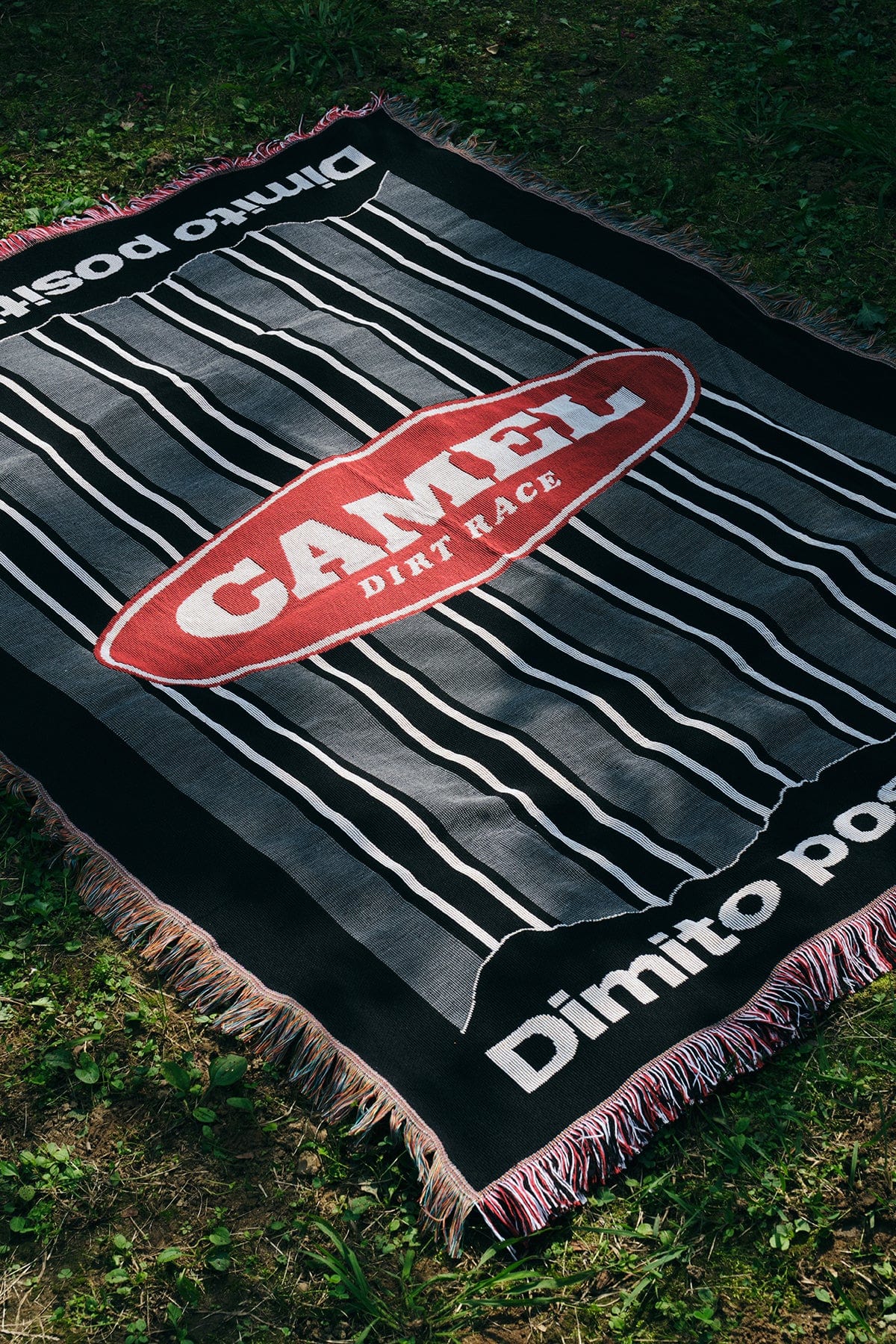 VERT ONE-SIZE CAMEL RACE BLANKET STRIPE BLACK