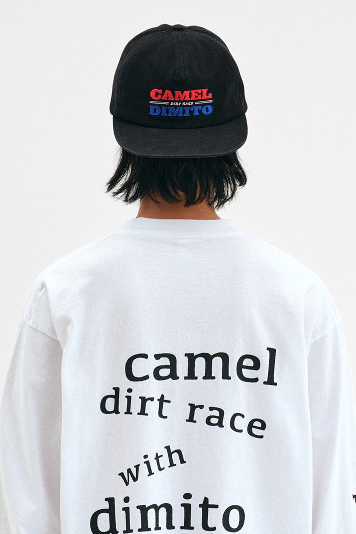 VERT ONE-SIZE CAMEL RACE TRUCKER CAP BLACK