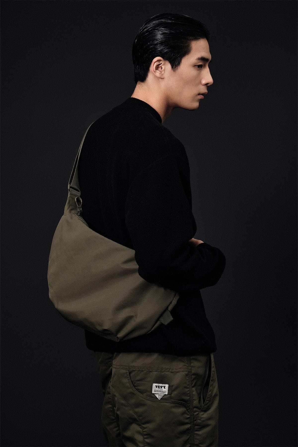 VERT ONE-SIZE VERT SEOUL PENNY CROSS BAG KHAKI