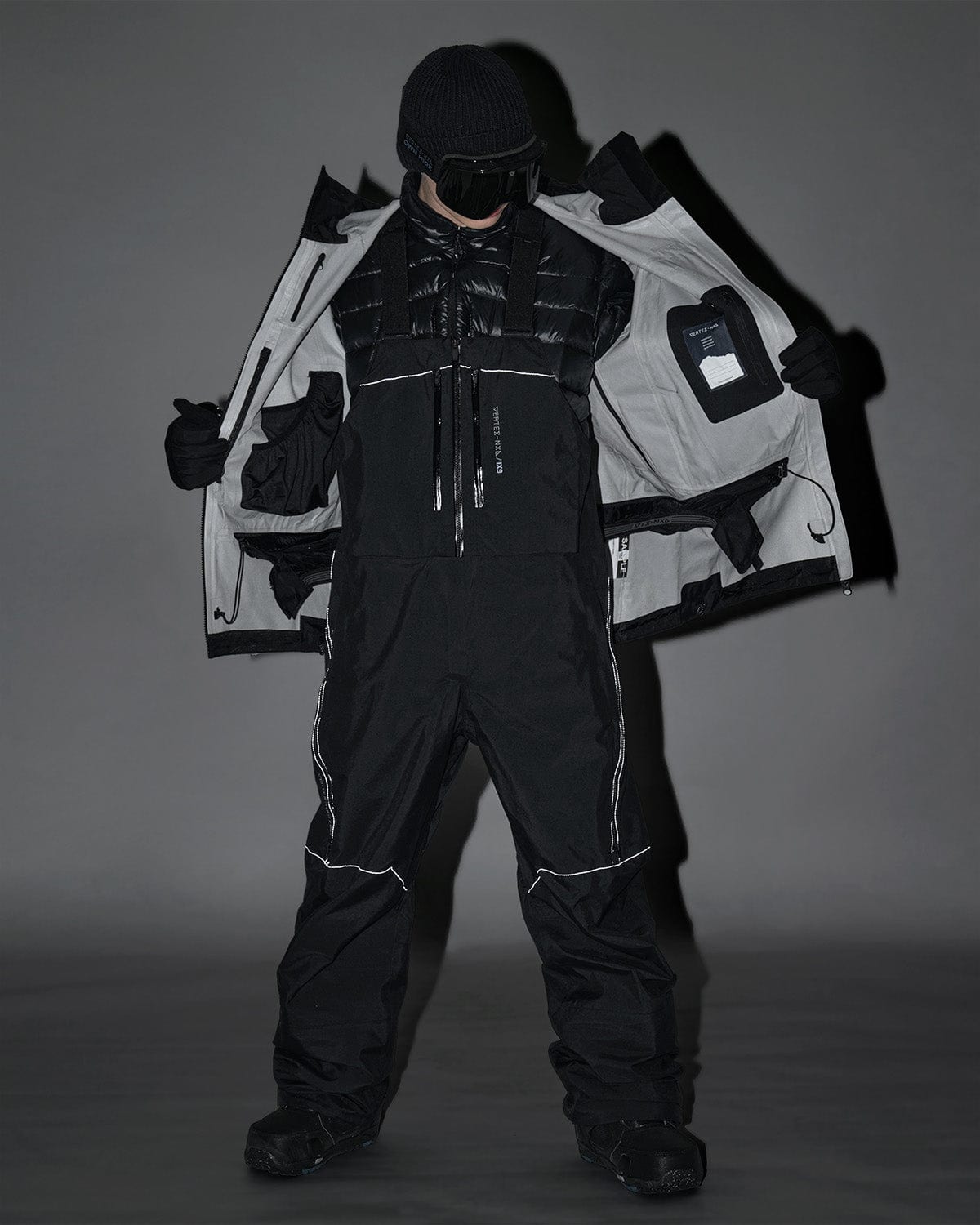 VERT OWN HIDE (VTX X IX9) RECCO BIB PANTS BLACK (Standard Fit)