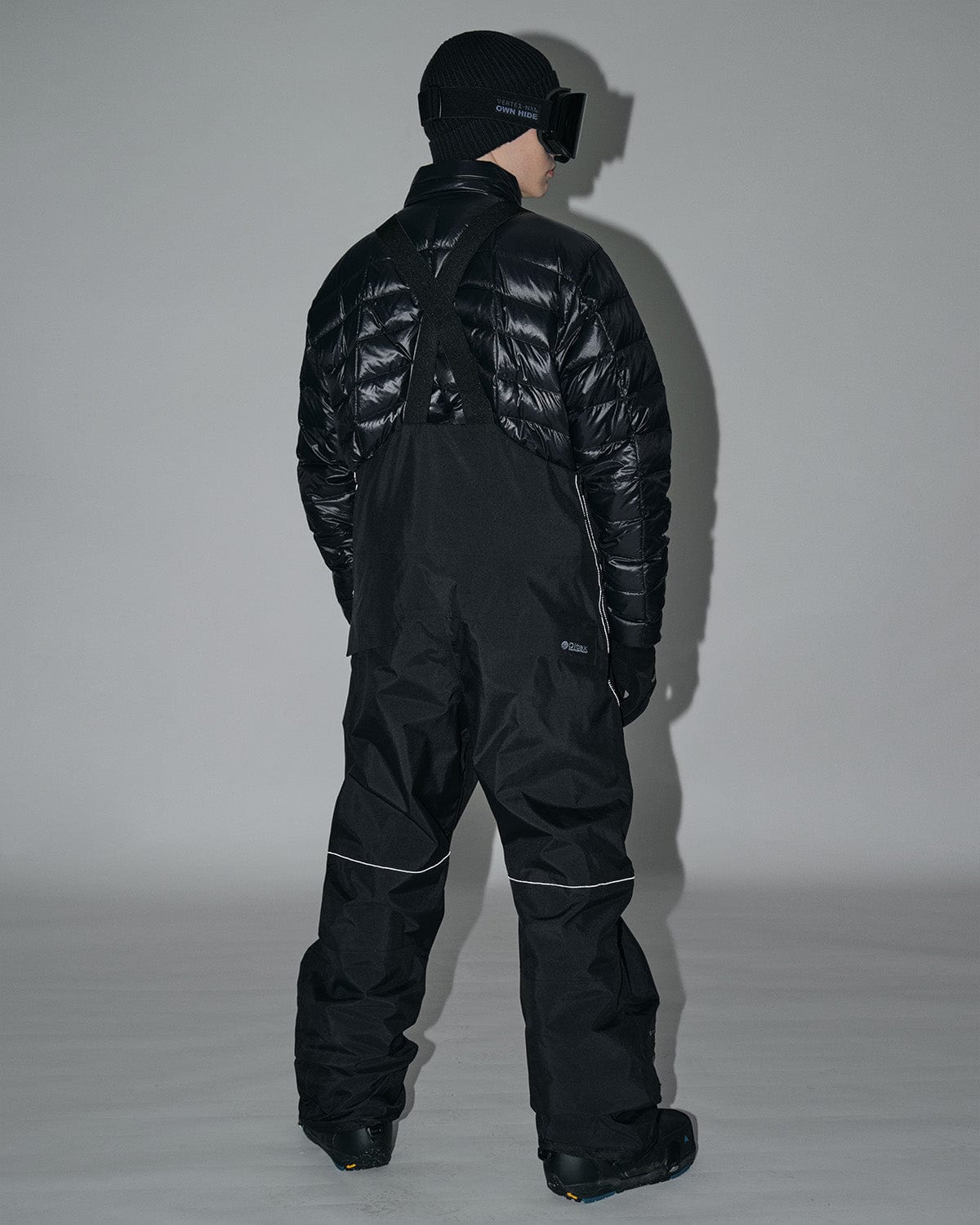 VERT OWN HIDE (VTX X IX9) RECCO BIB PANTS BLACK (Standard Fit)