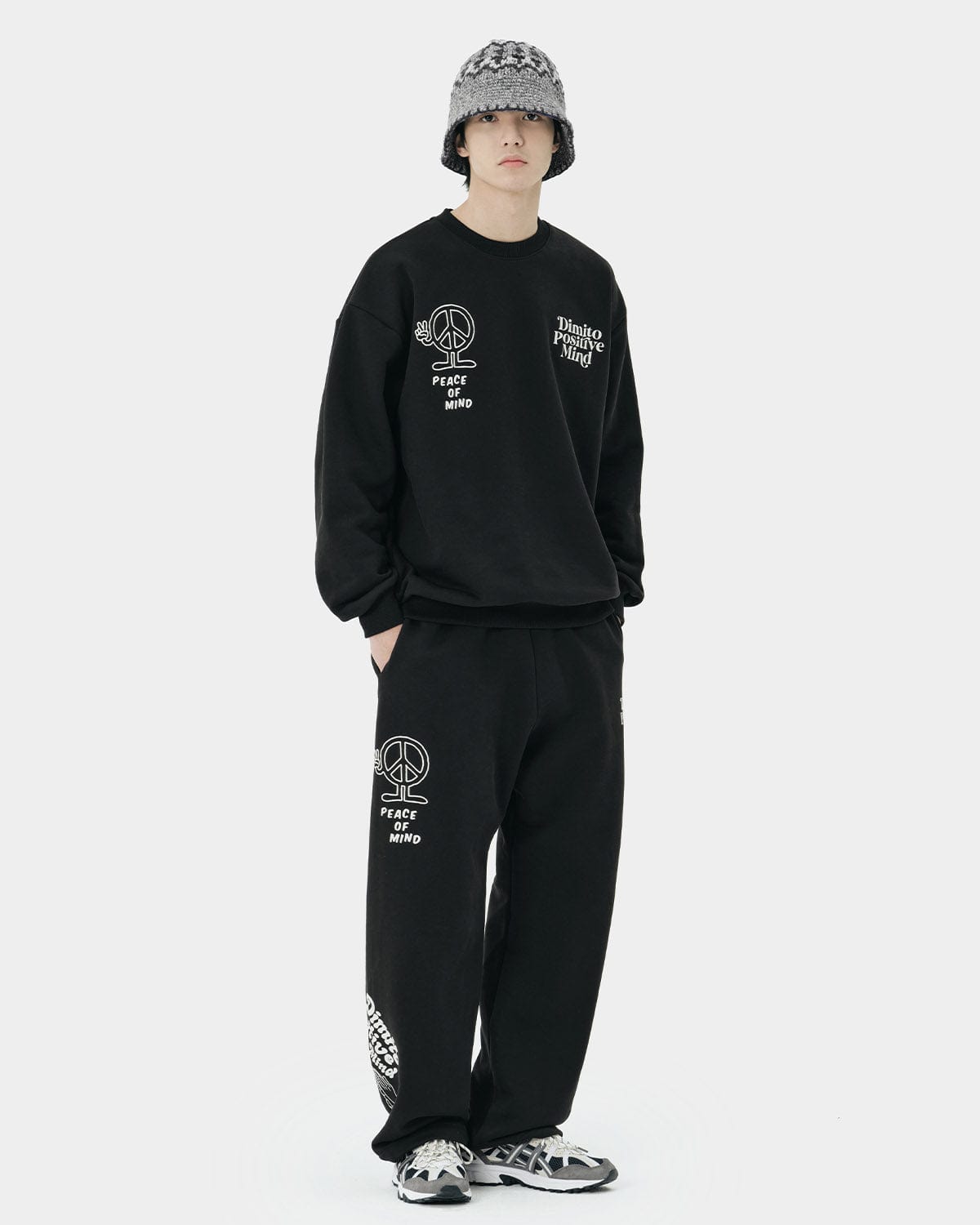 VERT PEACE SWEATSHIRTS BLACK