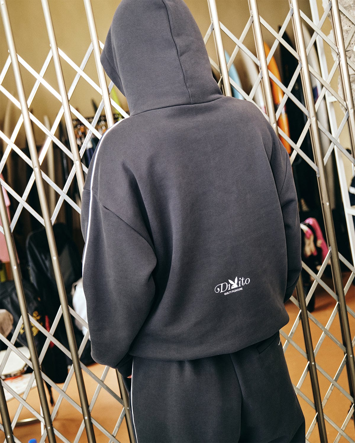 VERT (PLAYBOY X DIMITO) HOODIE CHARCOAL