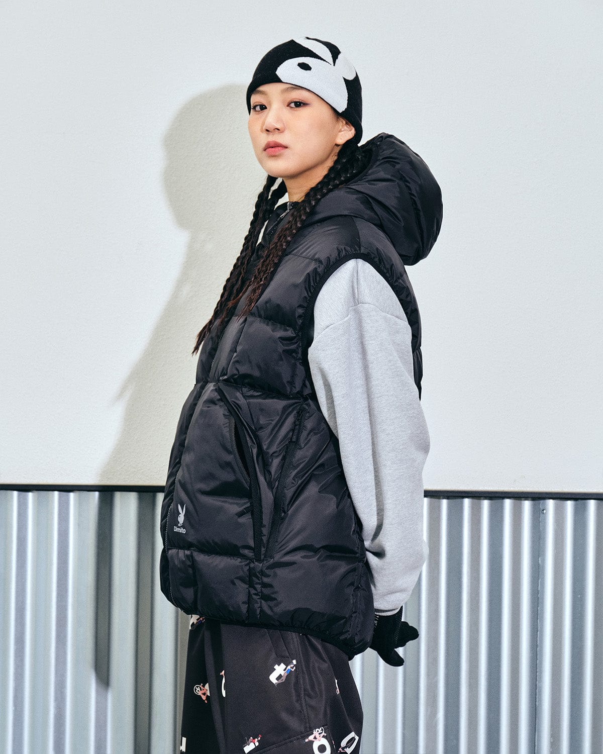 VERT (PLAYBOY X DIMITO) REVERSIBLE HD DOWN VEST BLACK