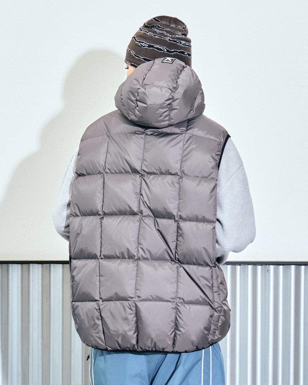 VERT (PLAYBOY X DIMITO) REVERSIBLE HD DOWN VEST GREY