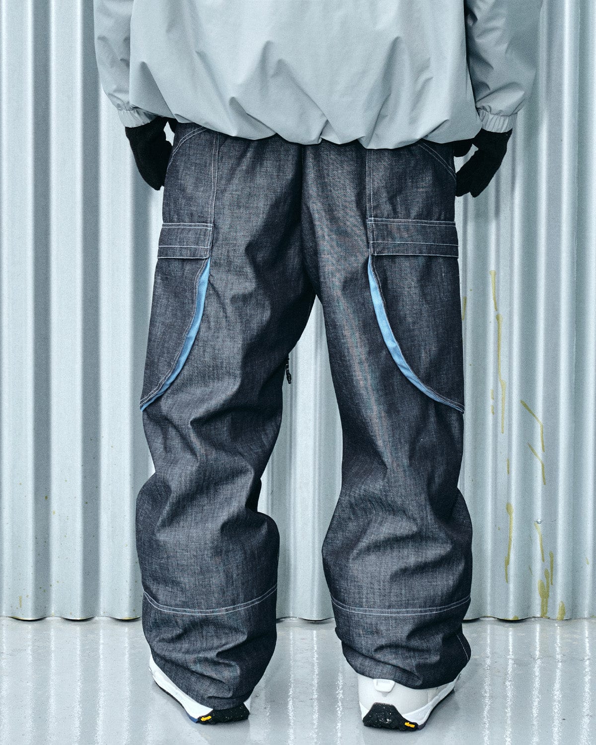 VERT POLARTEC (PLAYBOY X DIMITO) WAVE PANTS BLACK DENIM (Semi Wide Fit)