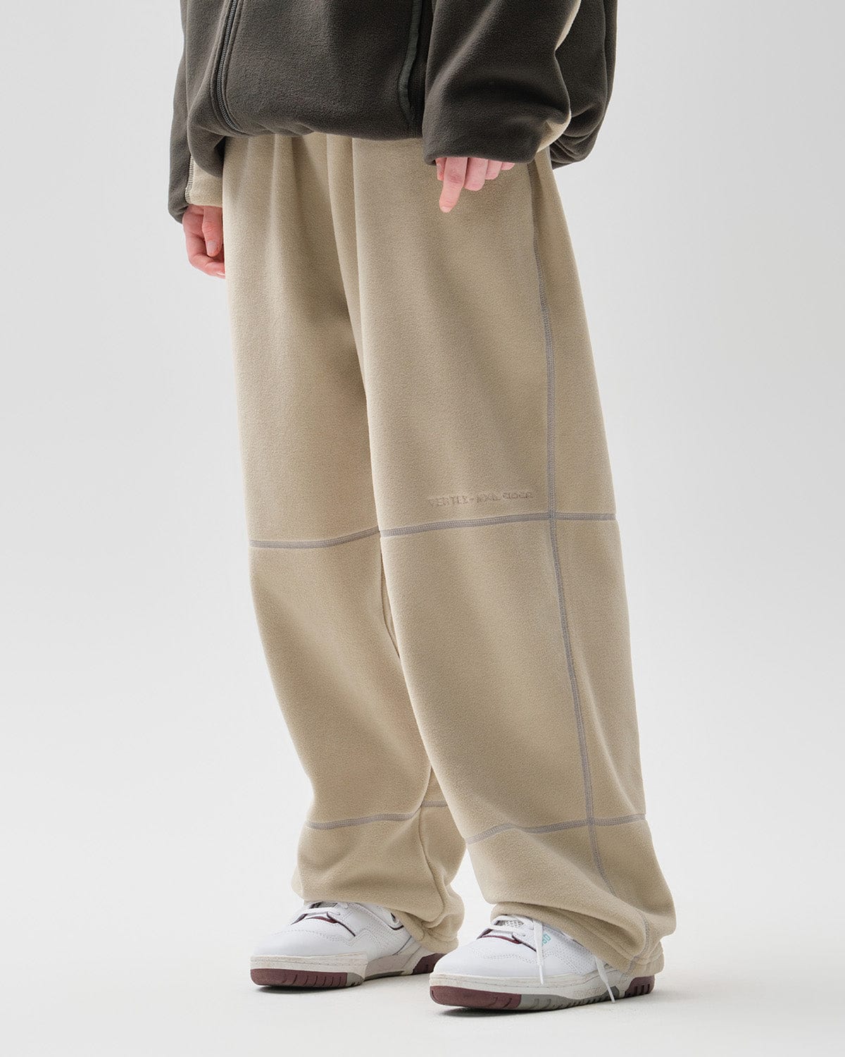 VERT POLARTEC (VTX X EIDER) STITCHED PANTS DEEP BEIGE (Standard Fit)