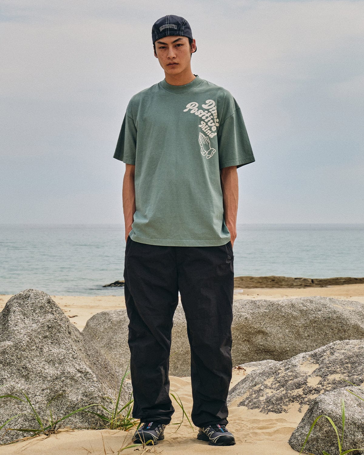 VERT PRAYER SSV GD 6.5OZ TEE ATLANTIC GREEN