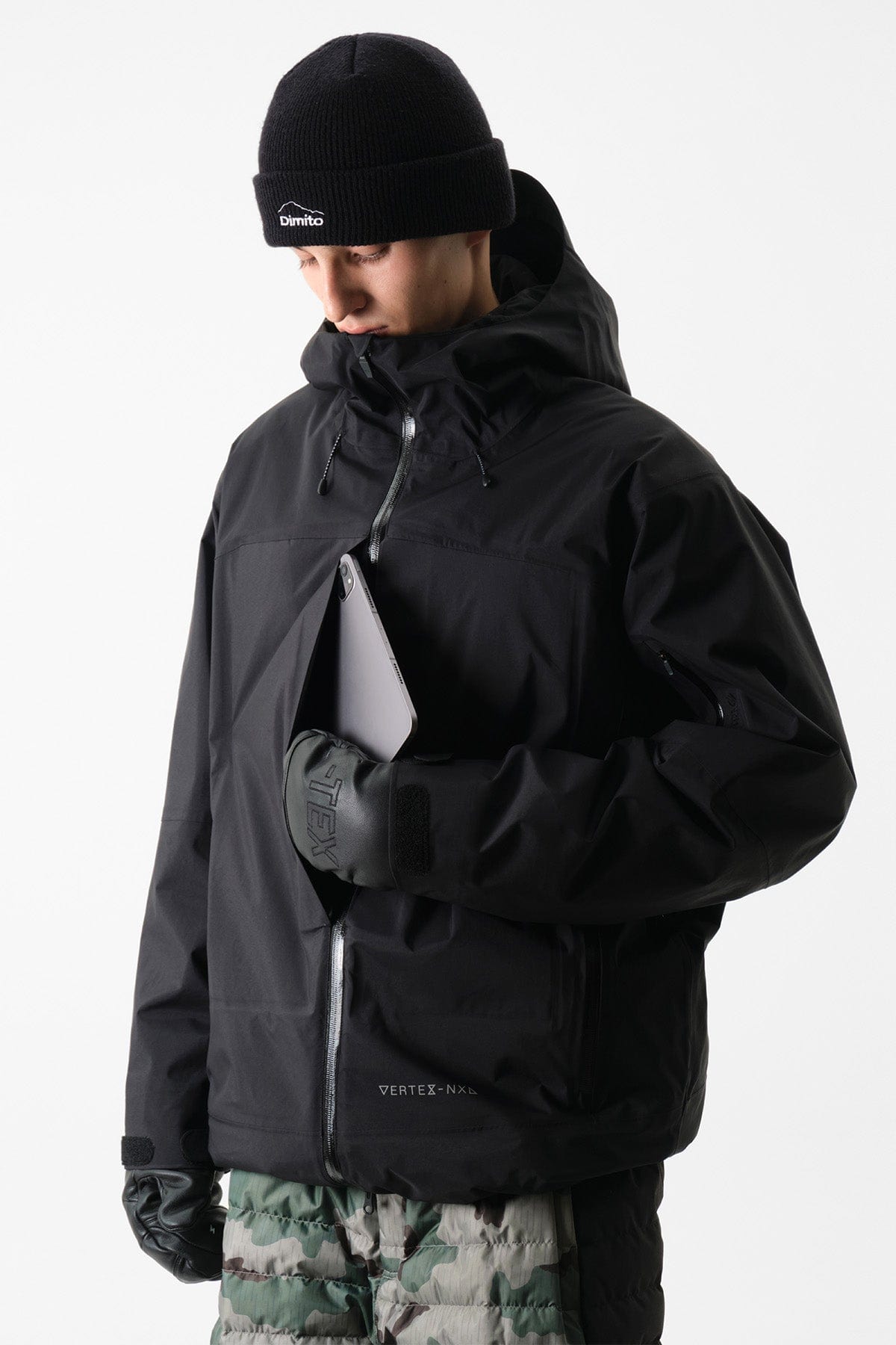 VERT VTX STORAGE 2L JACKET BLACK