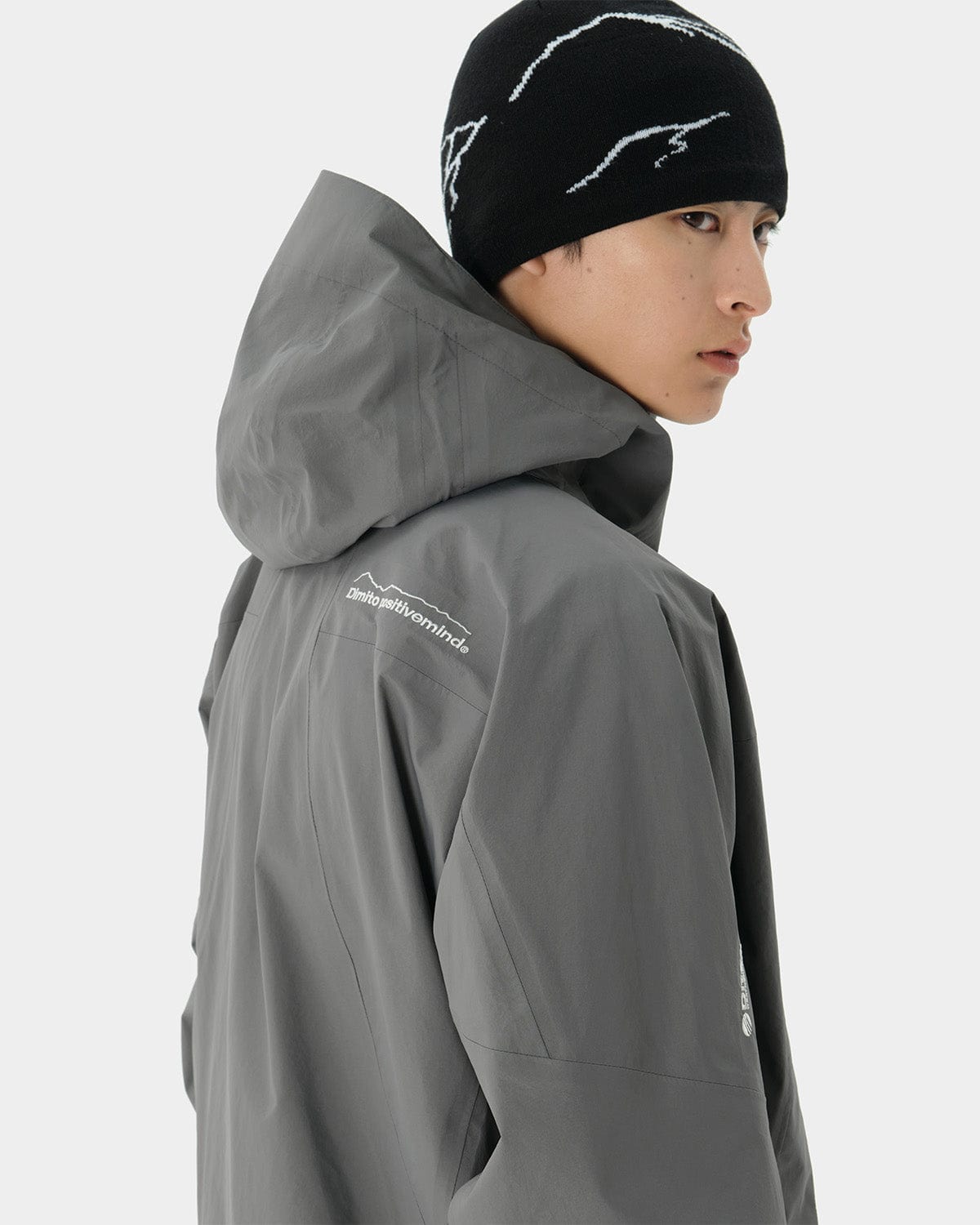 VERT WORLD 2L JACKET CHARCOAL